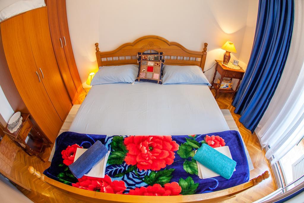 City Apartments Gosposhtina บุดวา ภายนอก รูปภาพ