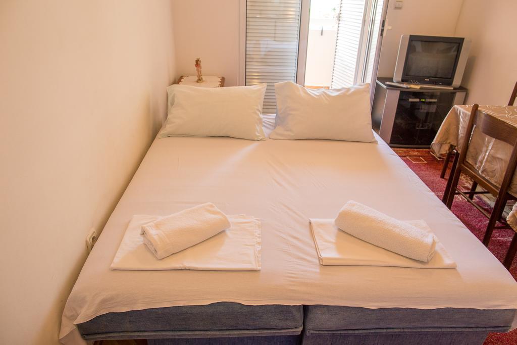 City Apartments Gosposhtina บุดวา ภายนอก รูปภาพ