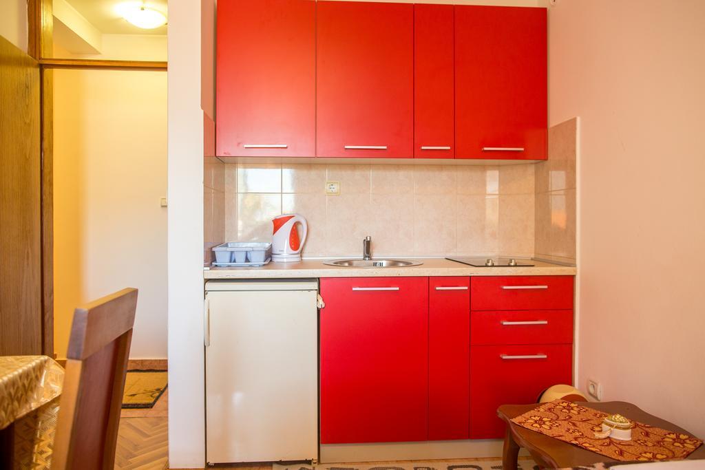City Apartments Gosposhtina บุดวา ภายนอก รูปภาพ