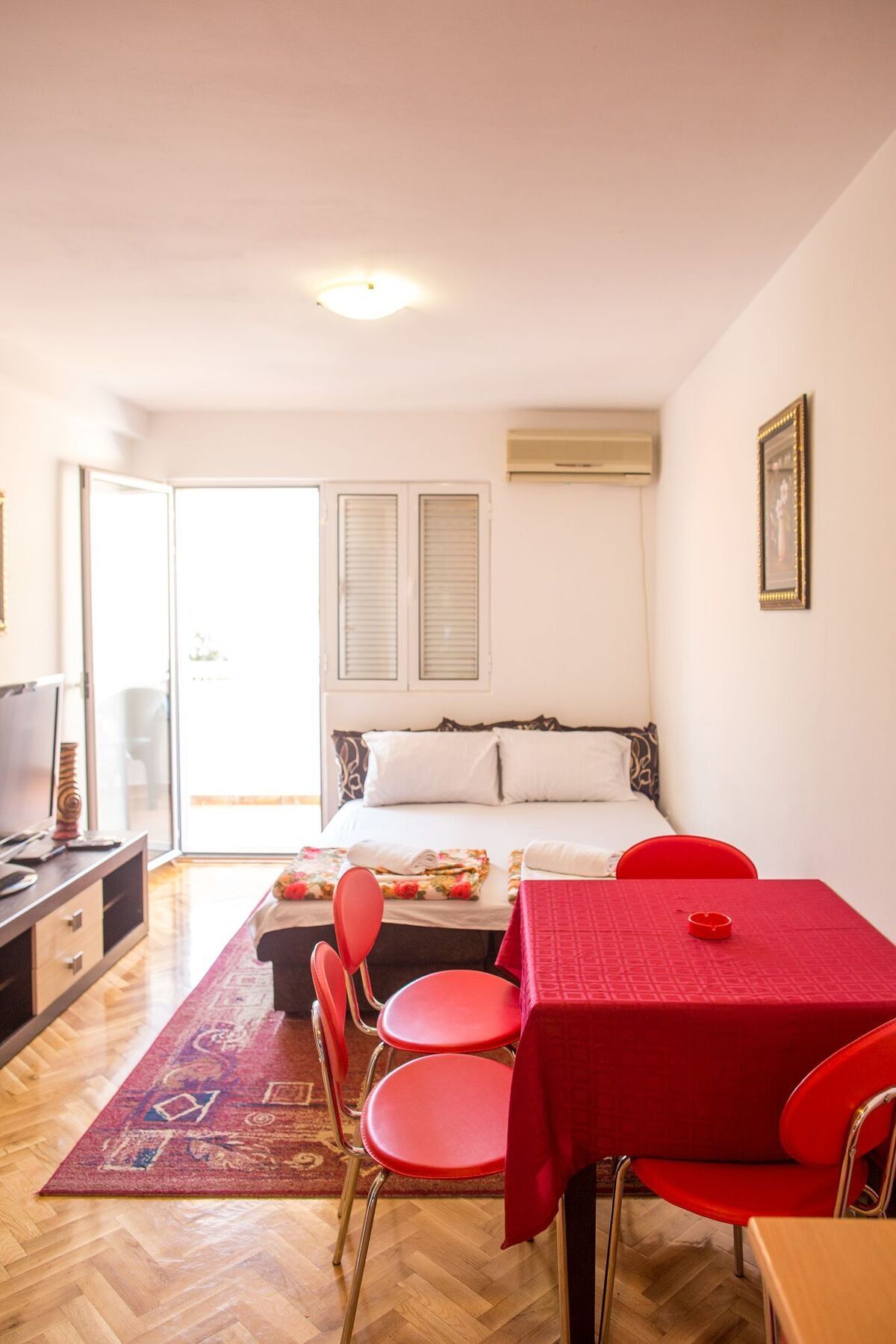 City Apartments Gosposhtina บุดวา ภายนอก รูปภาพ