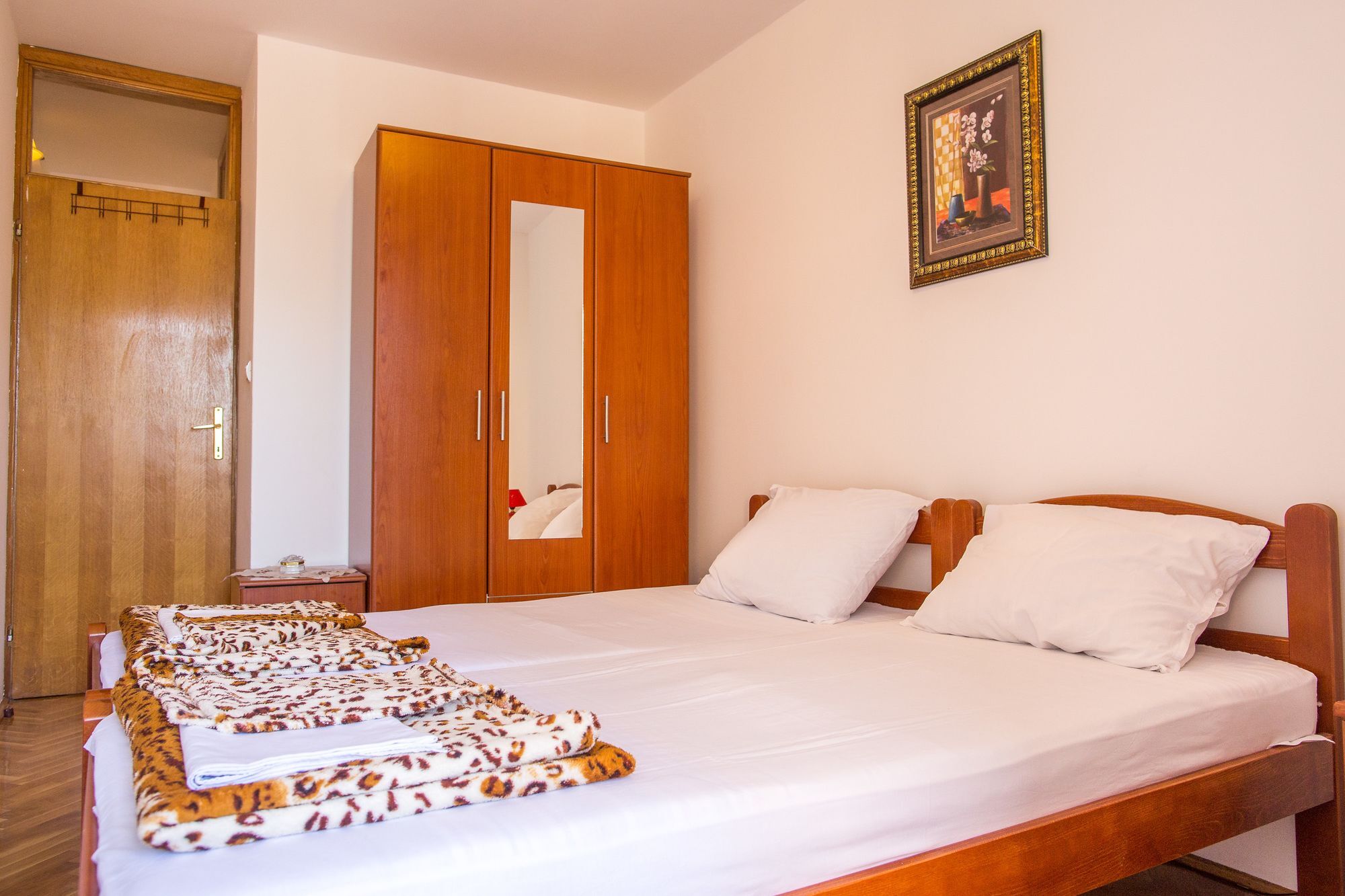 City Apartments Gosposhtina บุดวา ภายนอก รูปภาพ