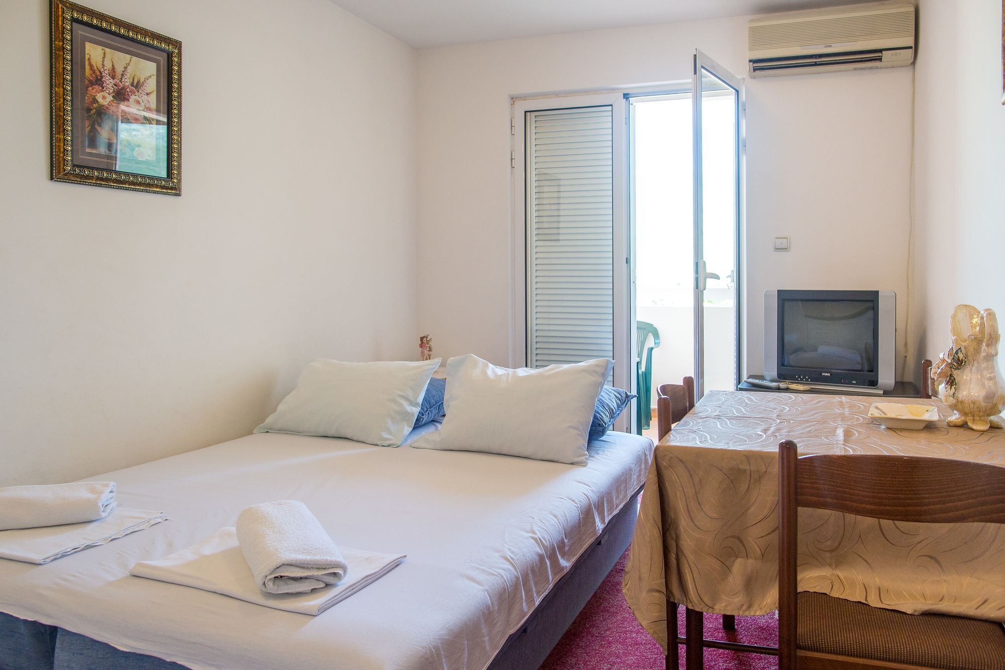 City Apartments Gosposhtina บุดวา ภายนอก รูปภาพ