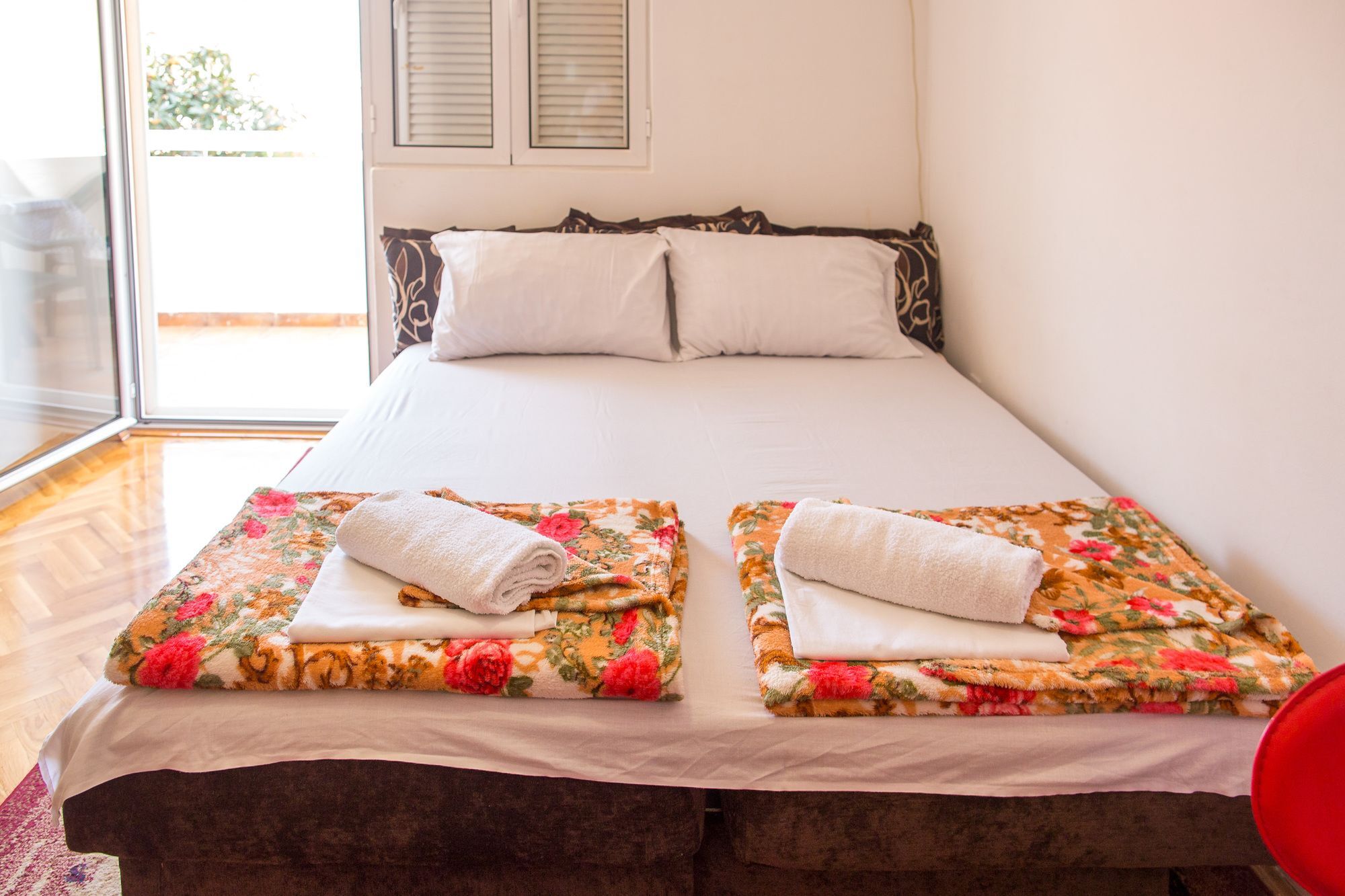 City Apartments Gosposhtina บุดวา ภายนอก รูปภาพ